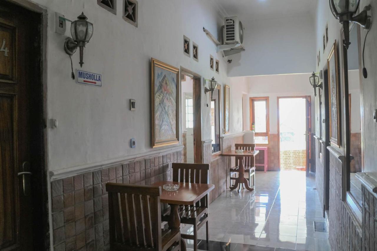 Wisma Vandera Syariah Garut Mitra Reddoorz Exterior photo